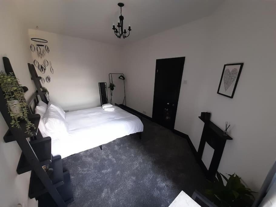 Vakantiehuis Chic 5 Double Bedroom House - 15 Min To Manchester