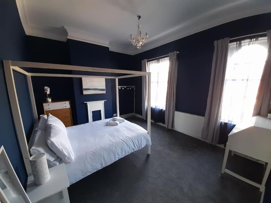 Vakantiehuis Chic 5 Double Bedroom House - 15 Min To