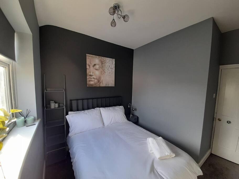 Chic 5 Double Bedroom House - 15 Min To * Manchester
