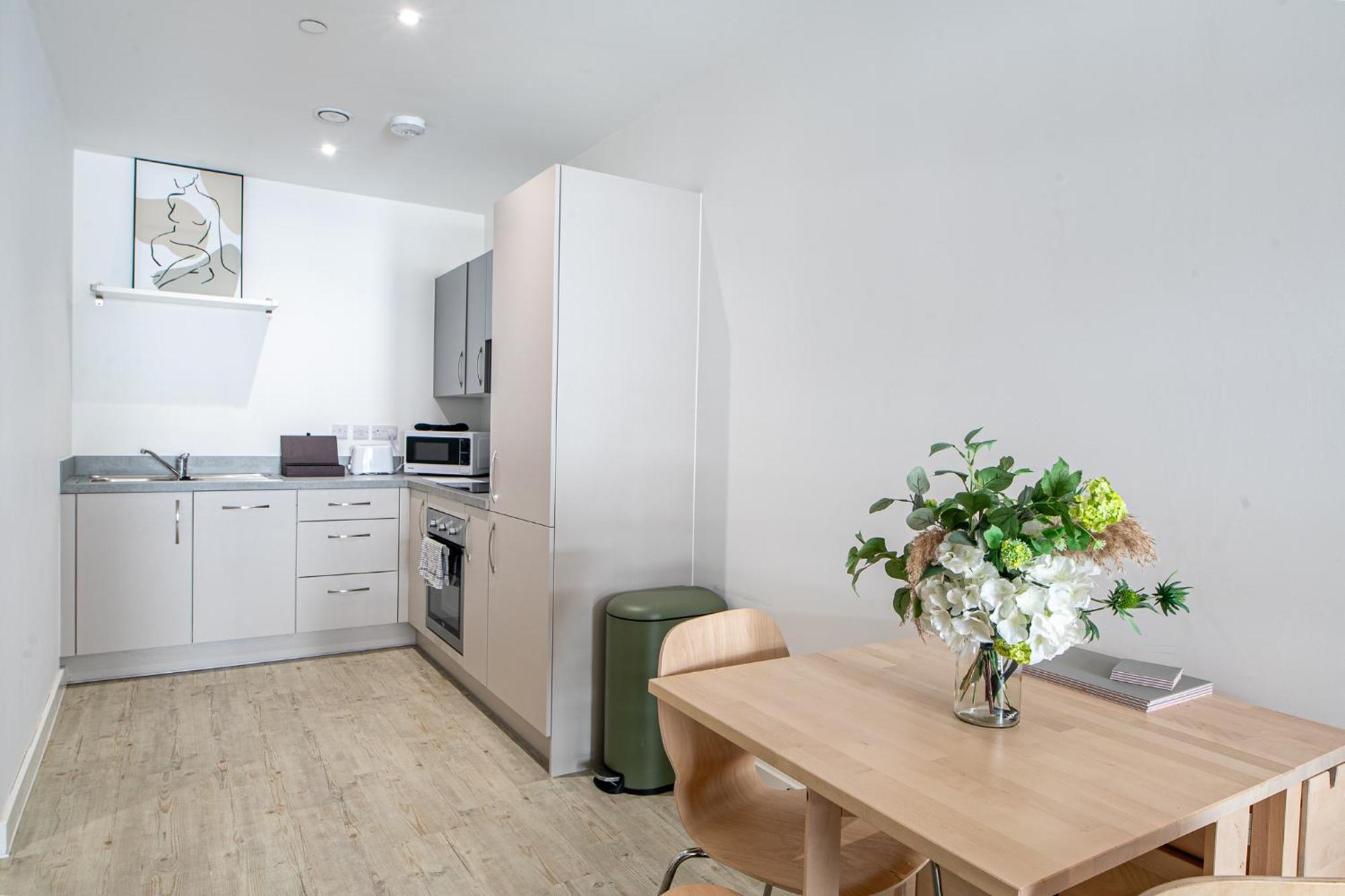 Modern And Spacious In Salford Quays *