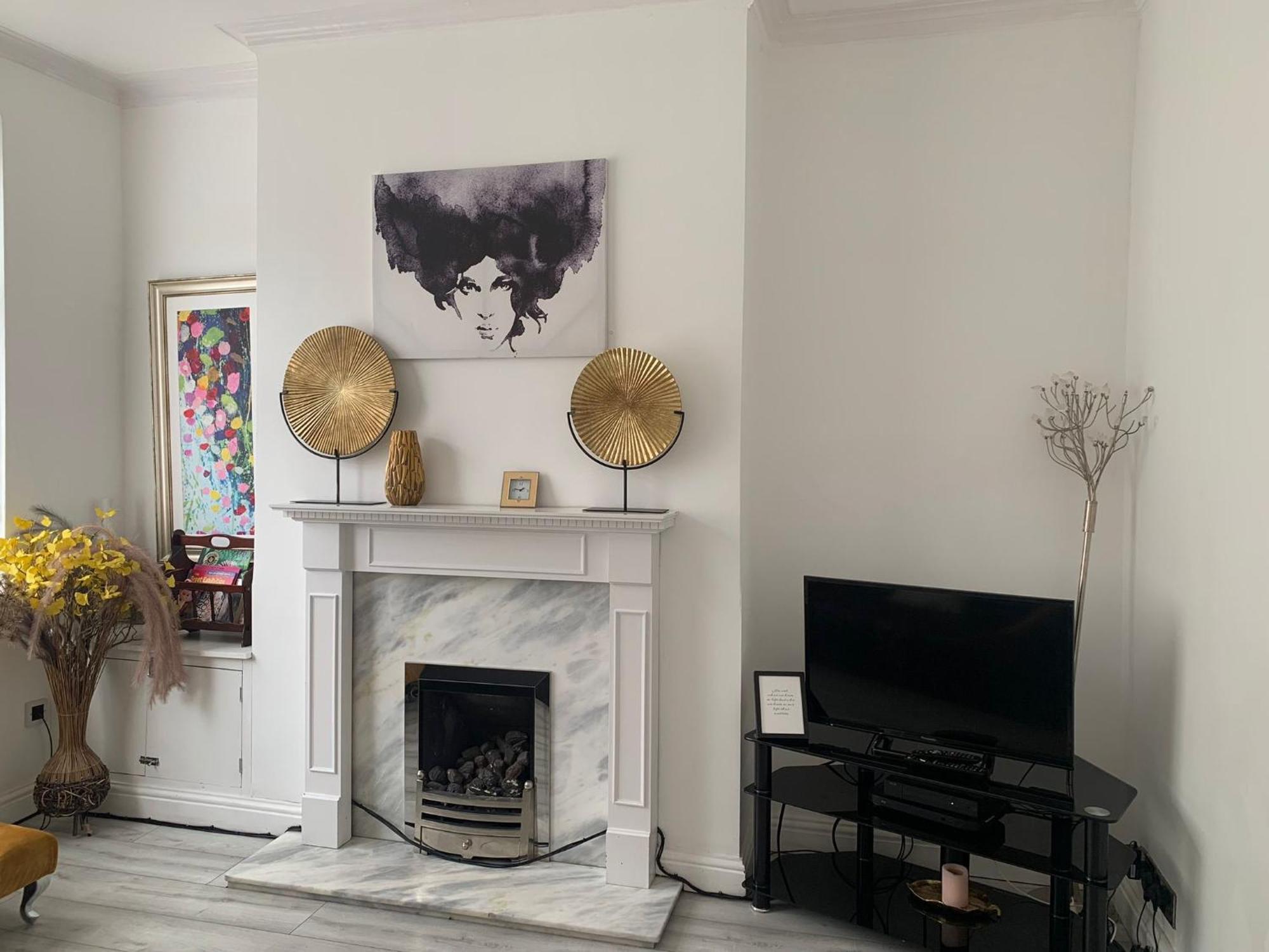 Gorgeous Stylish Cheri Victorian House In *