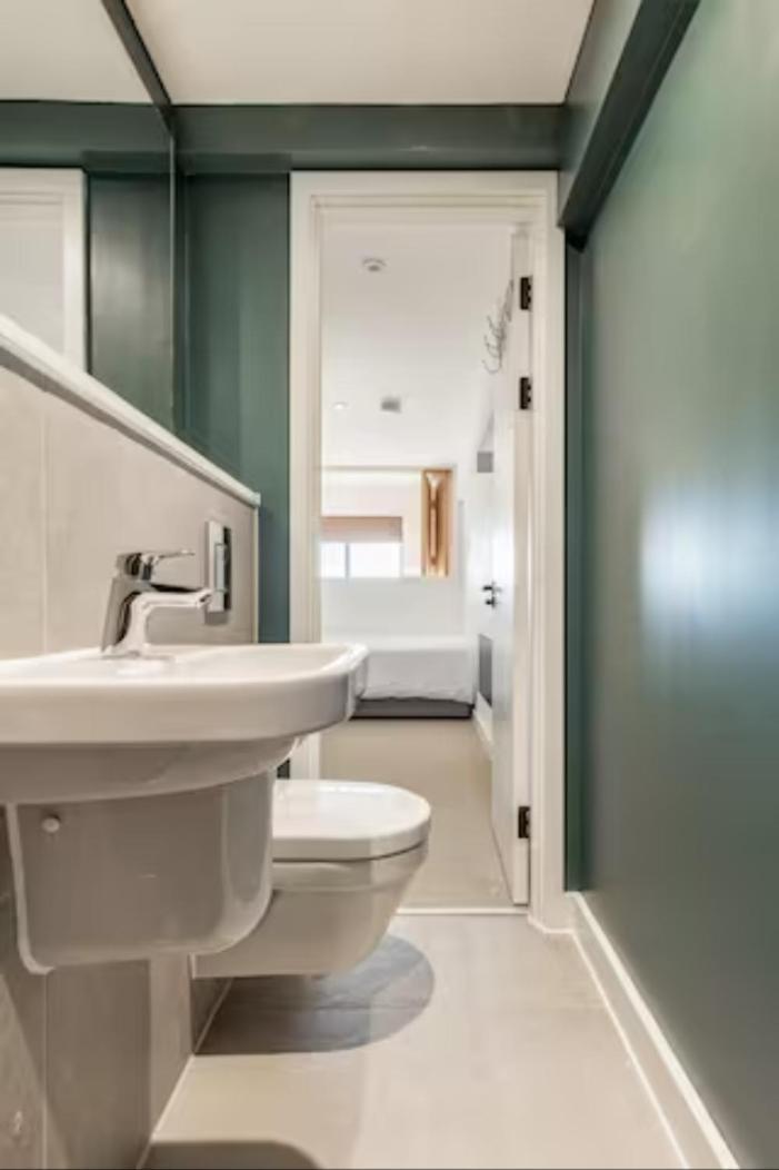 Two Bedrooms Exquisite En-suite Deansgate
