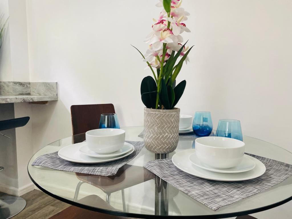 Accommodatie bij particulieren Modern, Stylish And Central