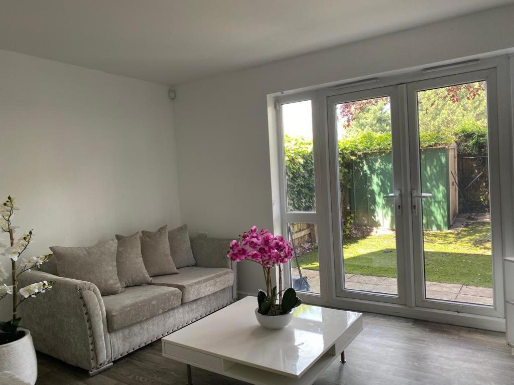 Modern, Stylish And Central