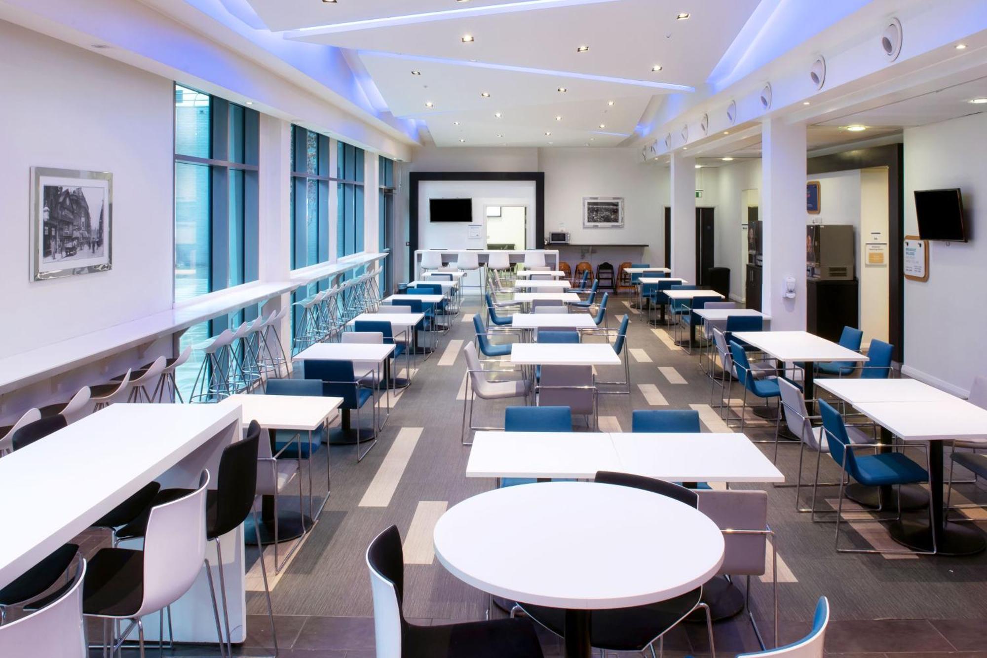 Holiday Express City Centre Arena By Ihg