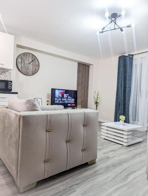 A Superb 2 Bed, 2 Bathroom In Centre Free Parking Manchester