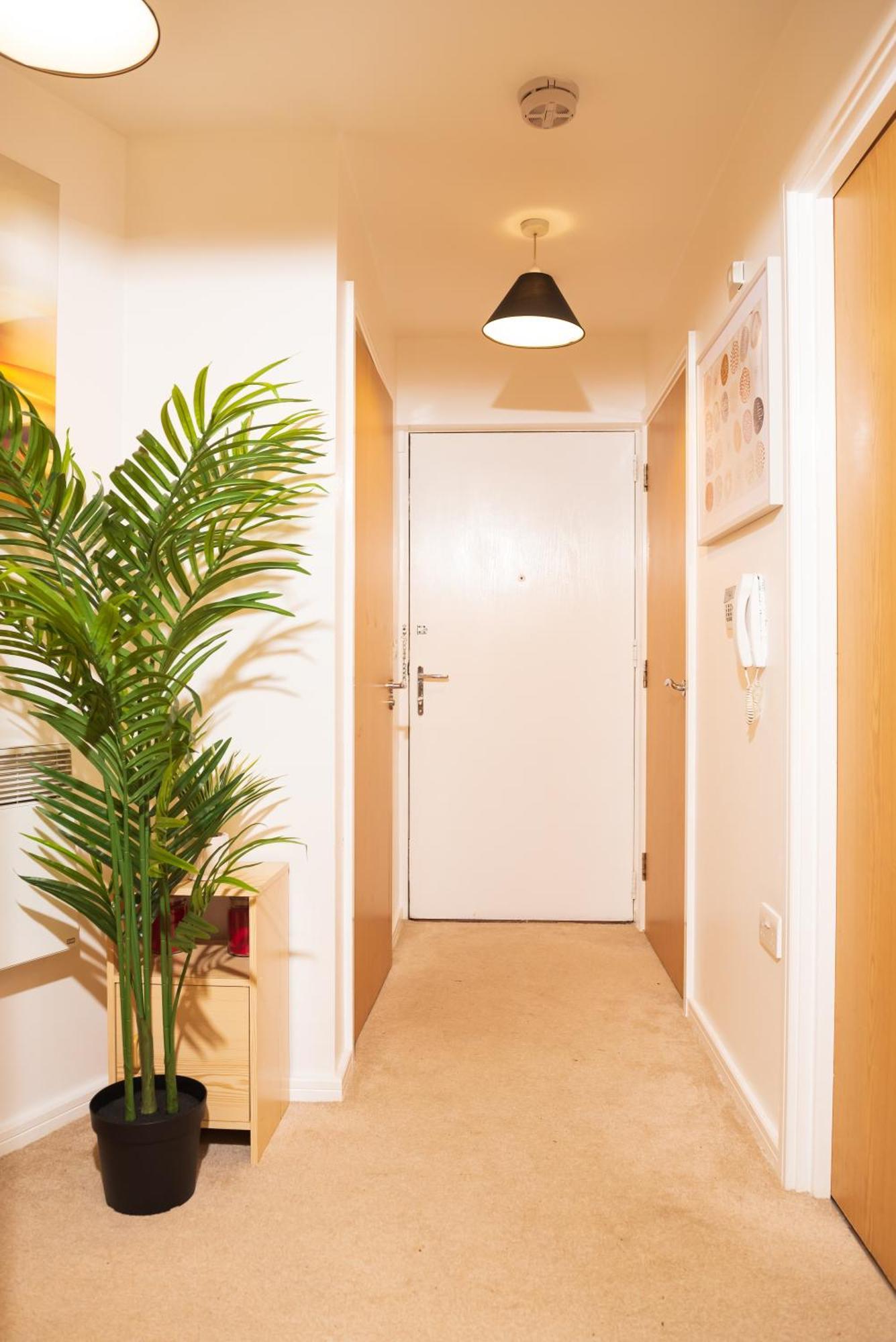 Appartement Luxury Two Bedroom Flat Opposite Coop Live N Etihad Stadium With Free Secure Parking, Netflix And Sky Tv