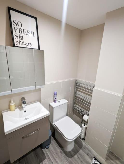 A Superb 2 Bed, 2 Bathroom In Centre Free Parking Manchester