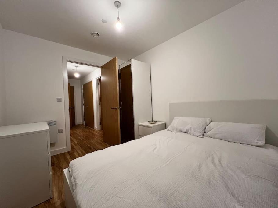Apartment 19th Floor 2 Bedroom With Stunning Views