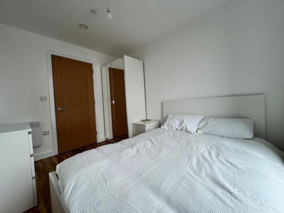 19th Floor 2 Bedroom With Stunning Views