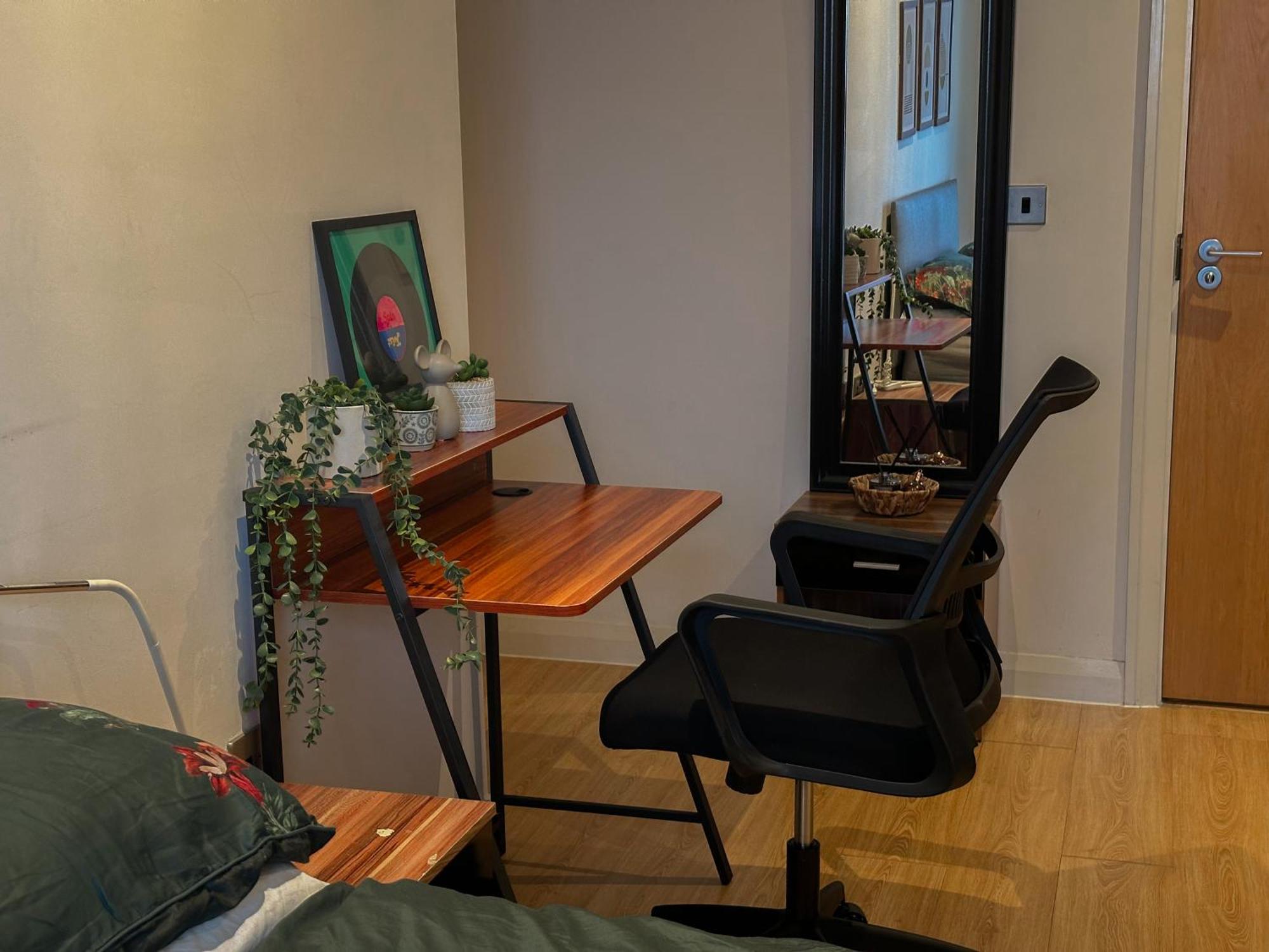 Apartment Entire 2br Flat In City Centre Manchester