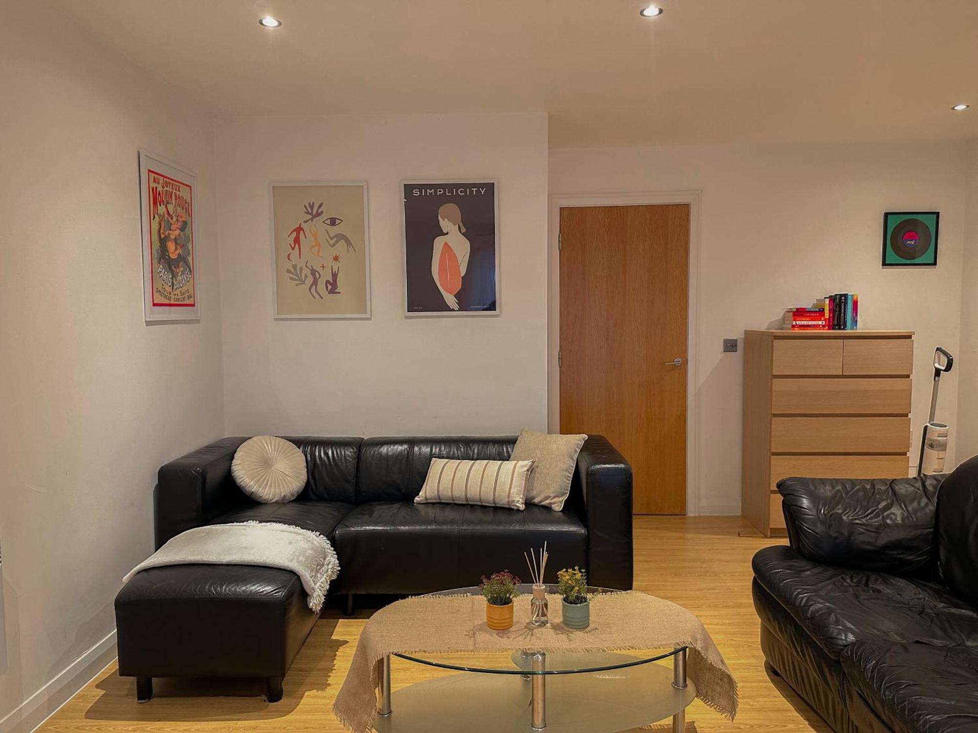 Entire 2br Flat In City Centre Apartment
