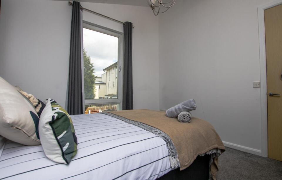 Exquisite Three Bedroom House * Manchester
