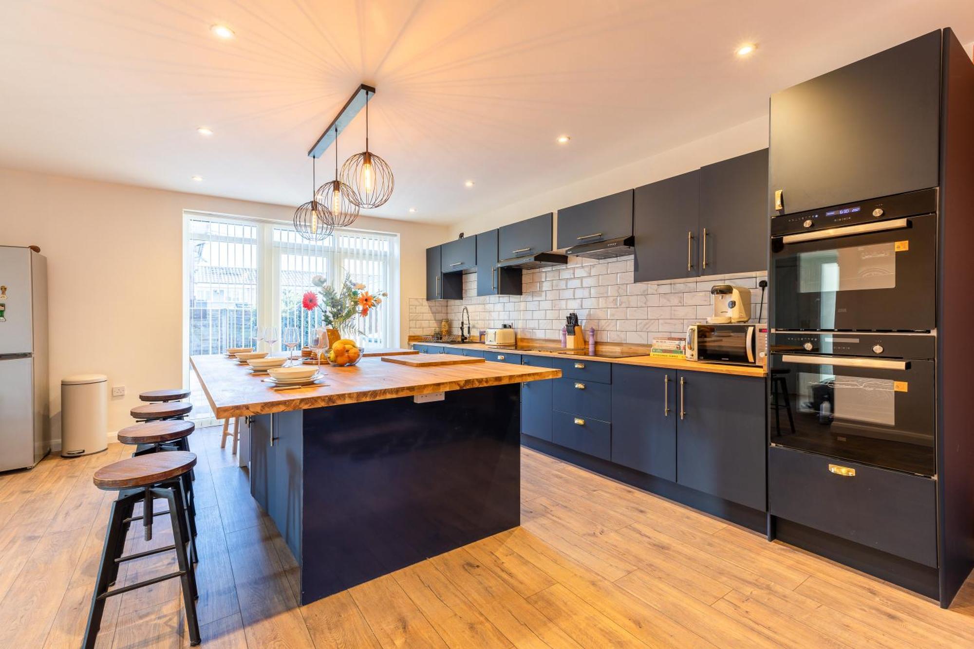 Holiday home Newly Renovated 5 Bed + 5 Bath! Manchester