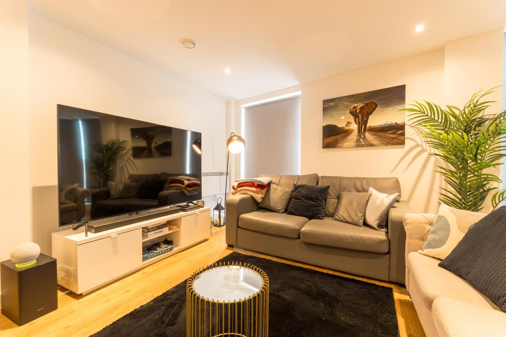 Drillzstays - Ethiad Free Parking Apartment