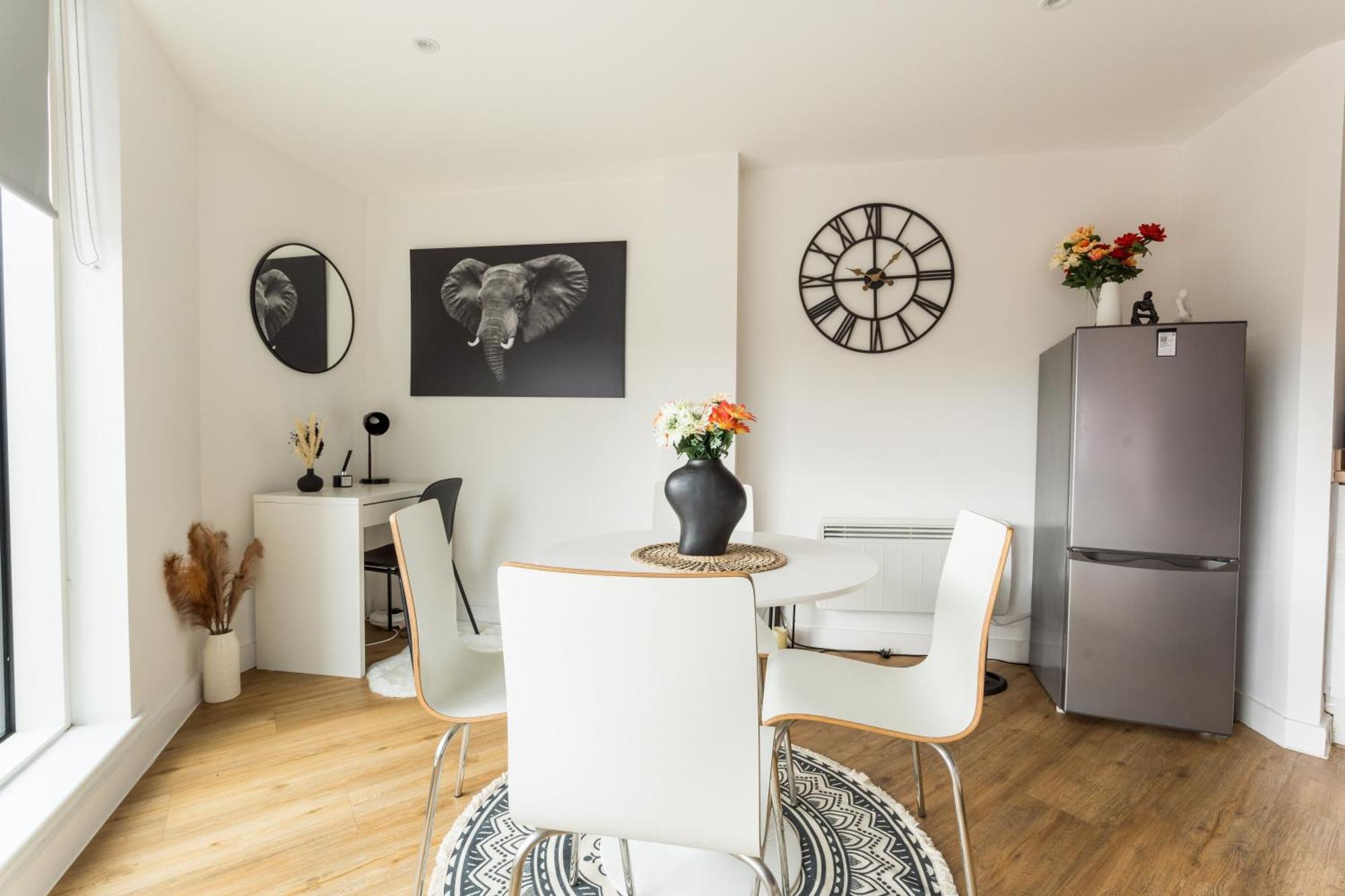 Drillzstays - Ethiad Free Parking Apartment Manchester