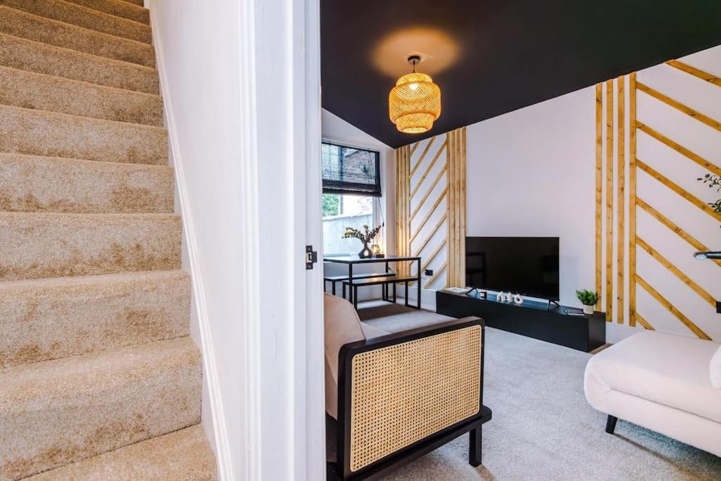 Holiday home 4 Bedroom House Eccles
