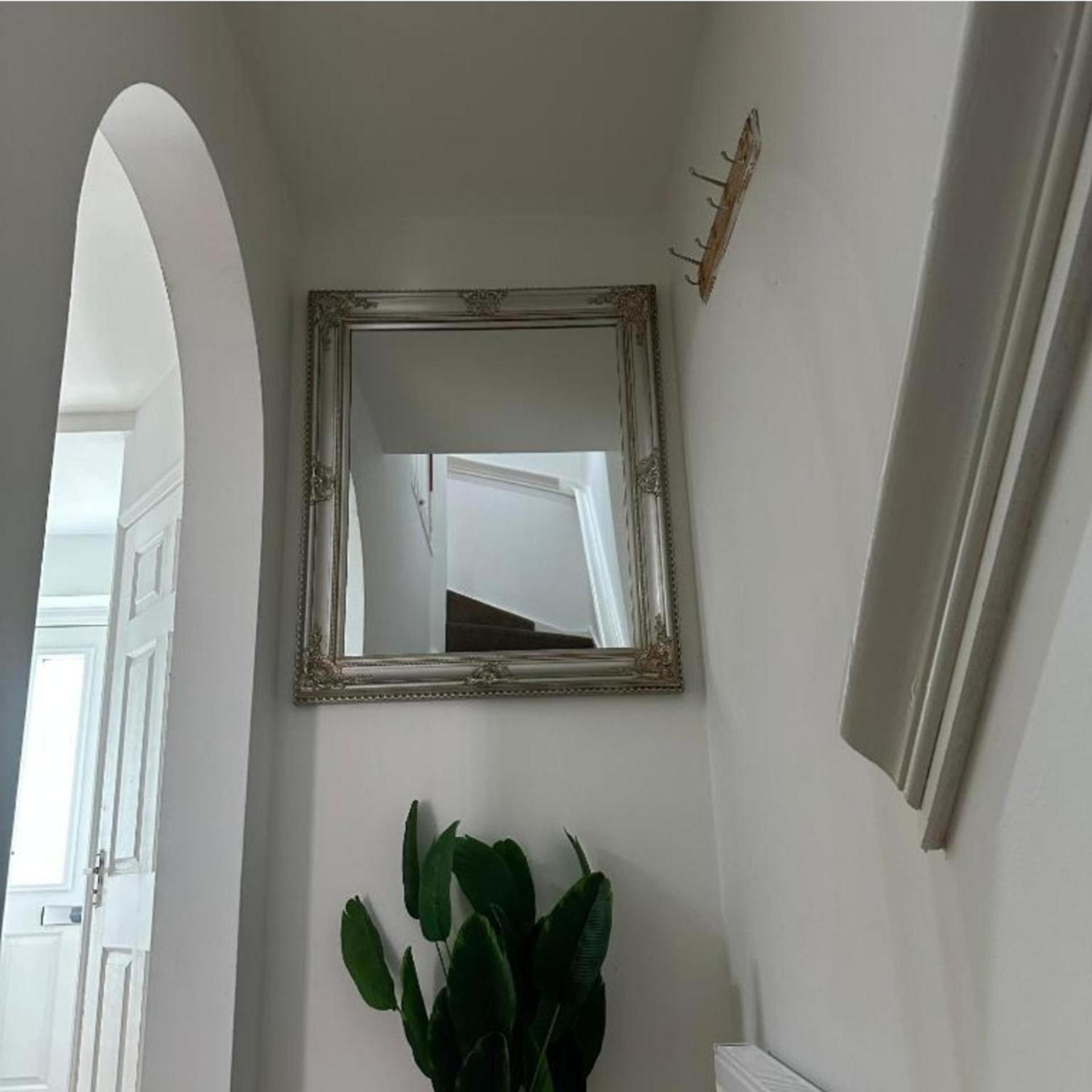 Stunning 3-bed House In Holiday home *