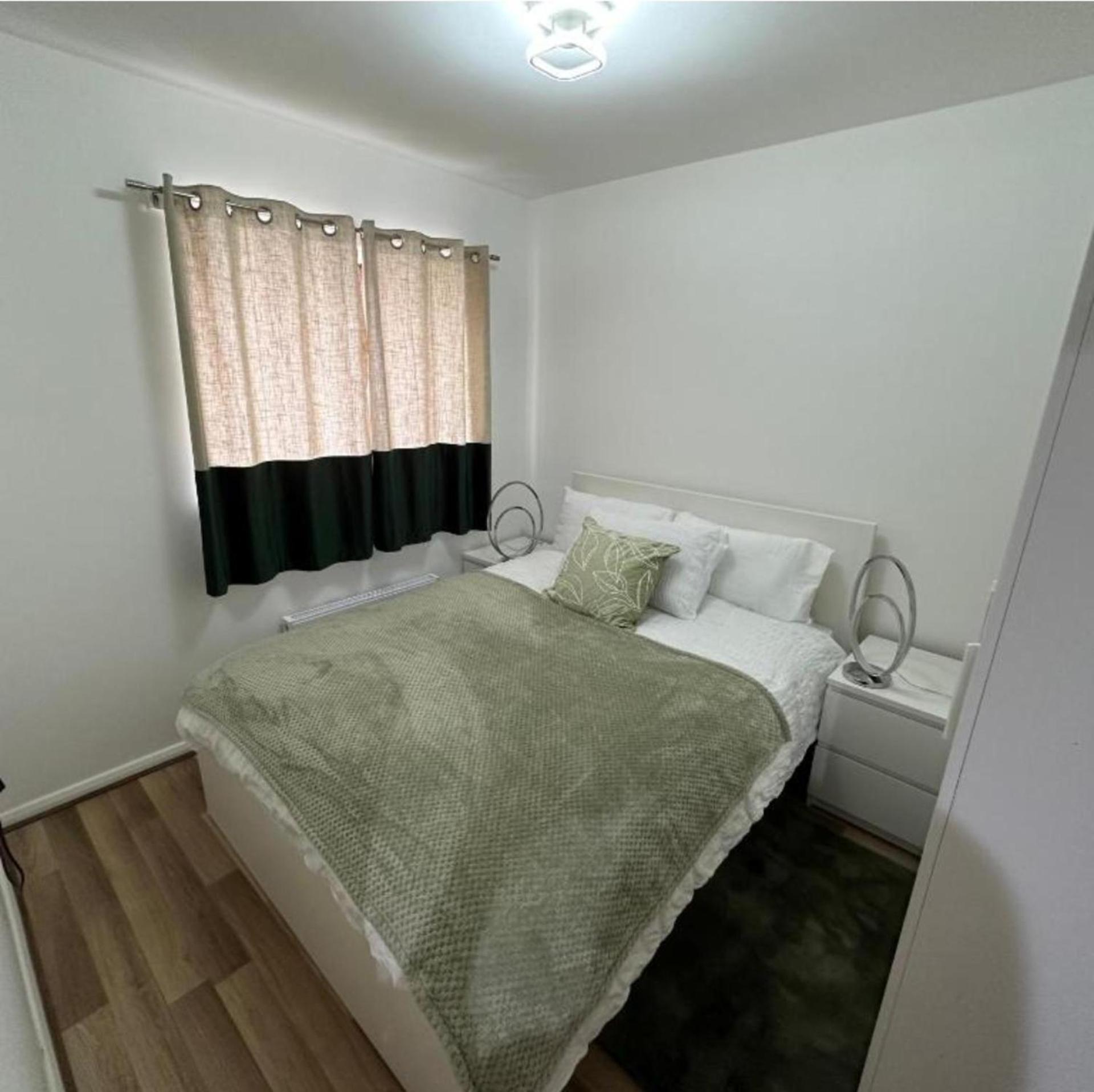 Stunning 3-bed House In Holiday home