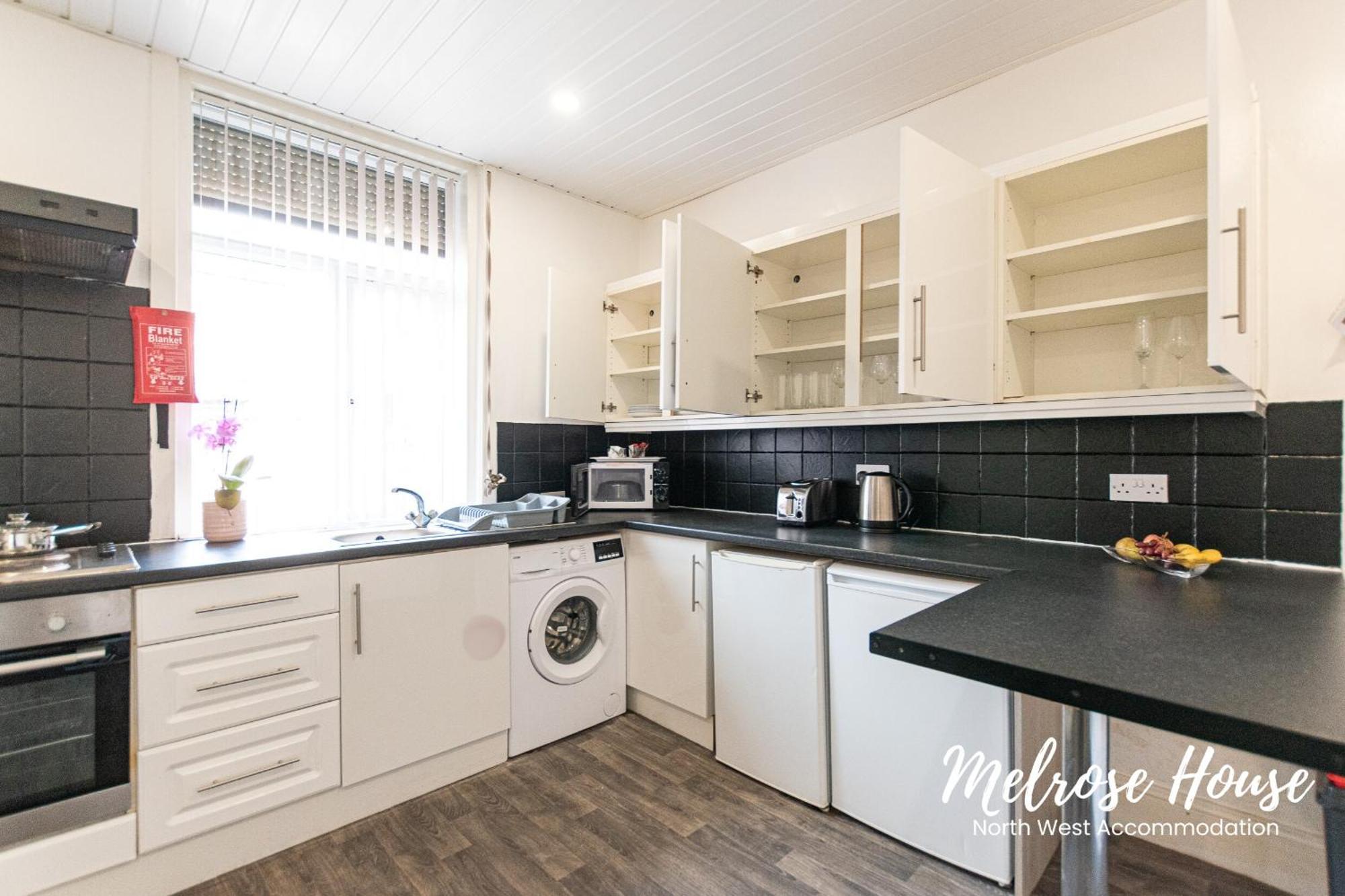 Melrose Contractor Manchester