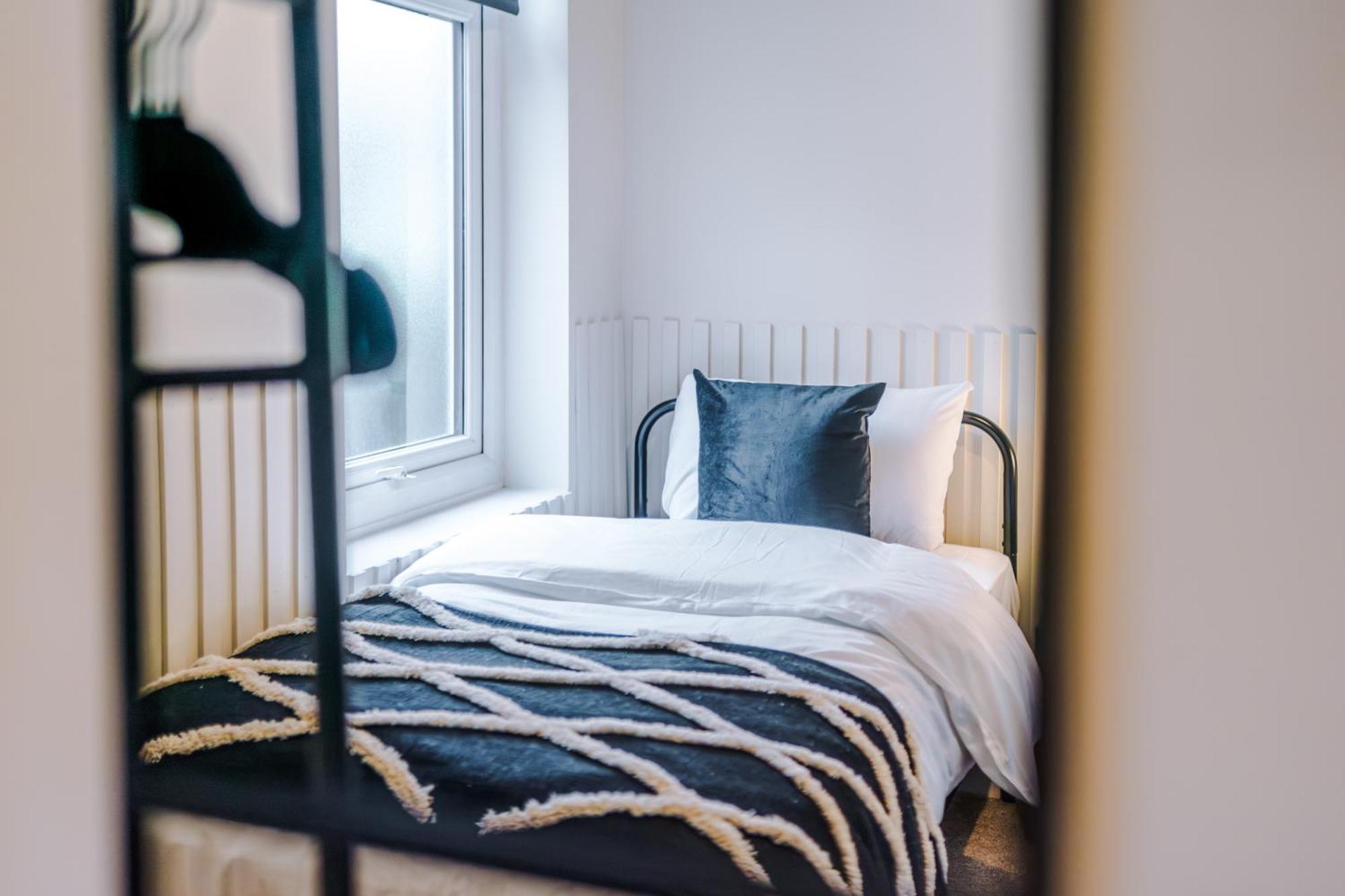 4 Bedroom House Eccles