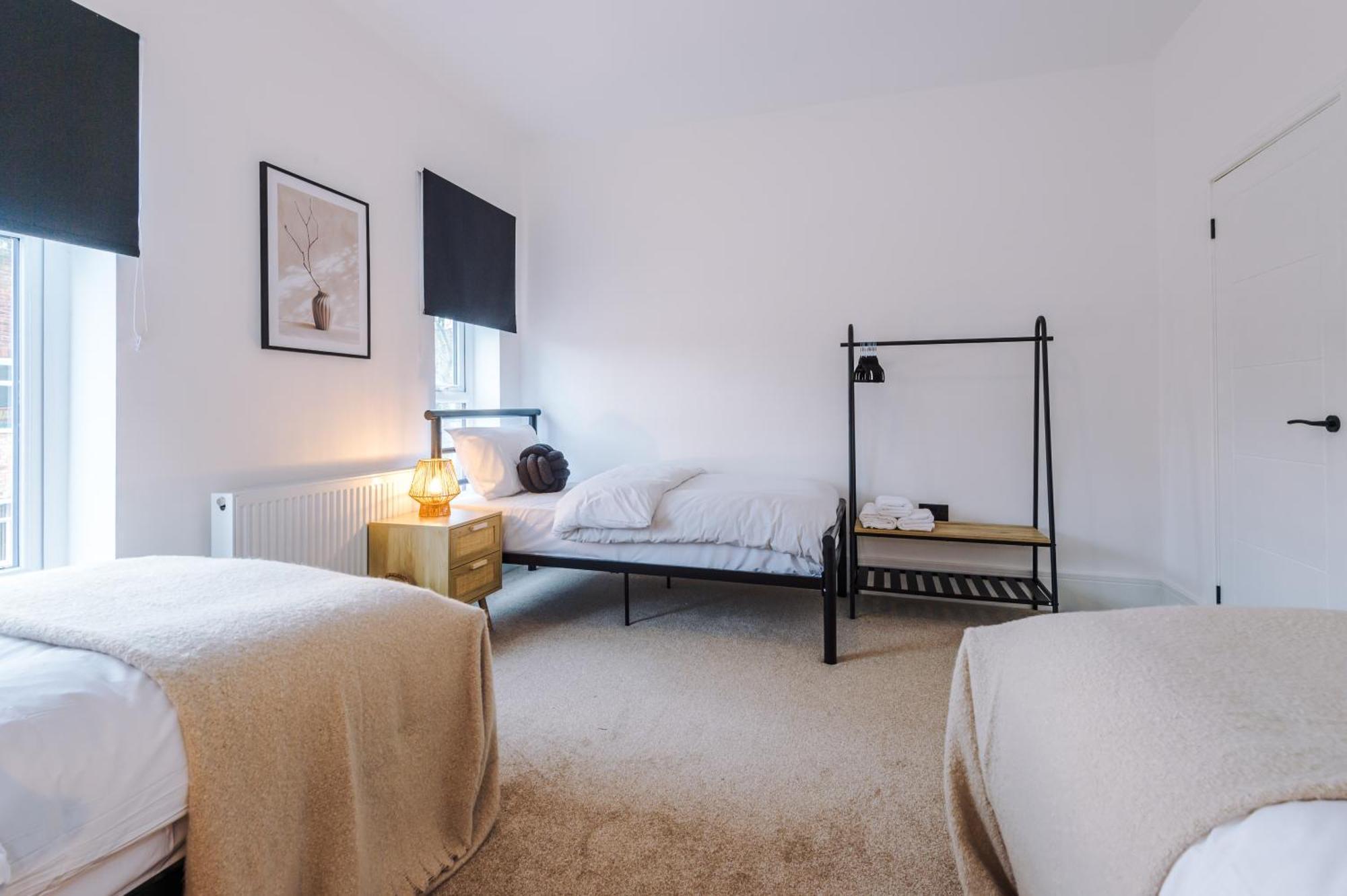 4 Bedroom House Eccles