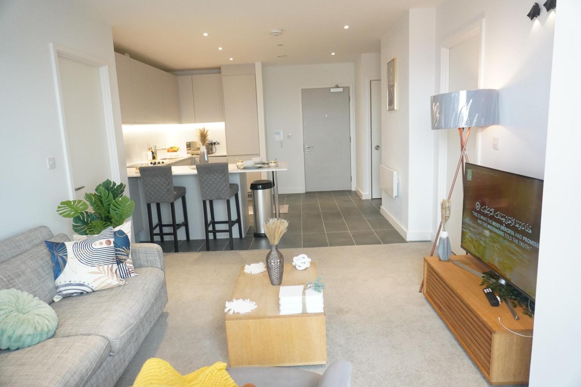 Cosy Two Bedroom In Apartment