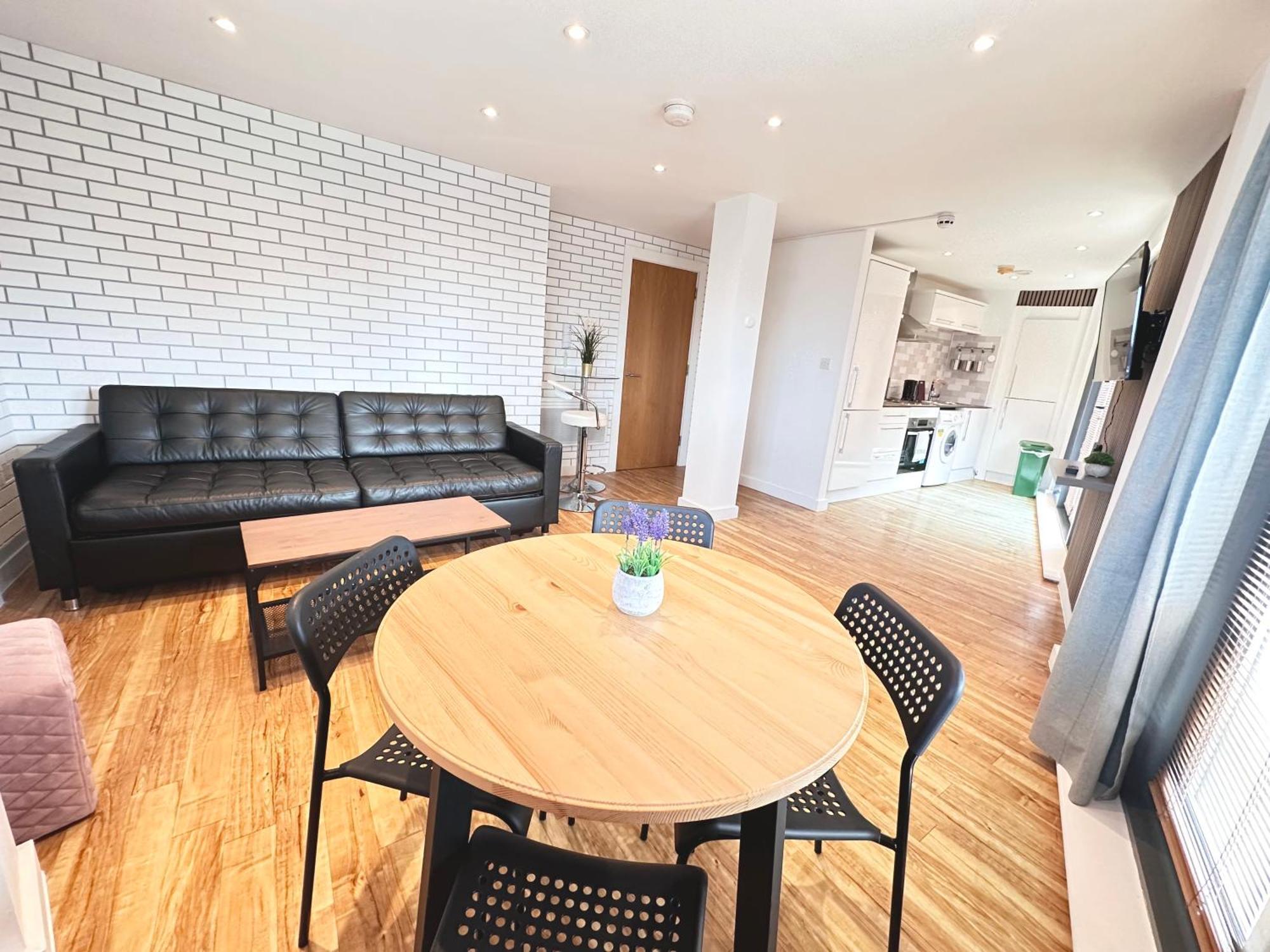 The Works - Two Bed Penthouse * Manchester