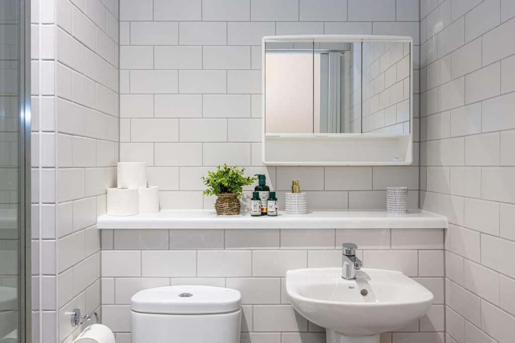 Centre - Luxe 2bed Palazzo Apartment *