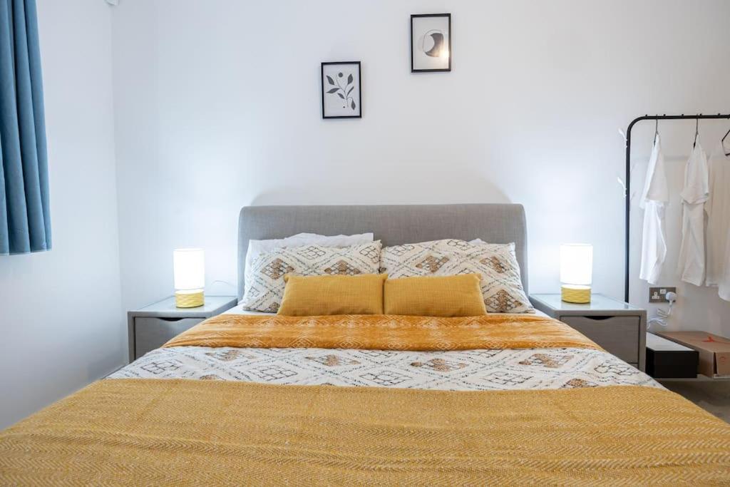 Centre - Luxe 2bed Palazzo Apartment