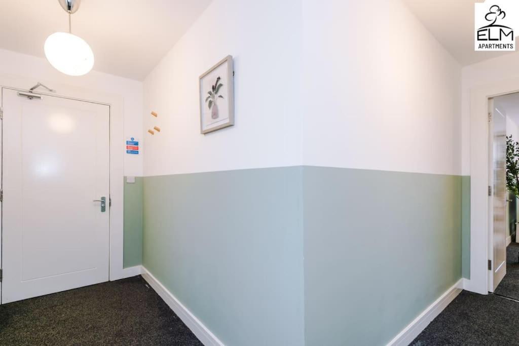 Appartement Cozy 1 Bedroom Apartment, Prime Location , Free Parking *