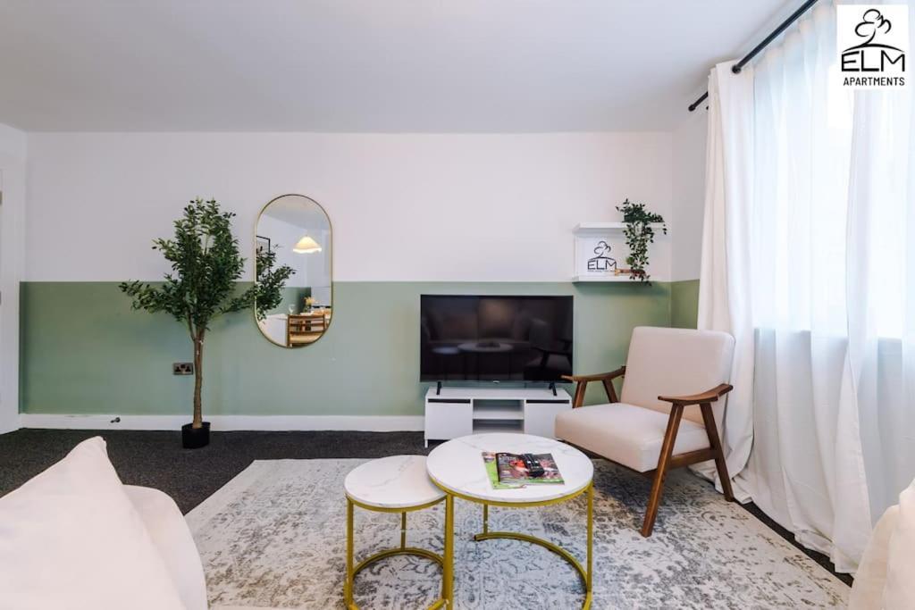 Appartement Cozy 1 Bedroom Apartment, Prime Location , Free Parking *
