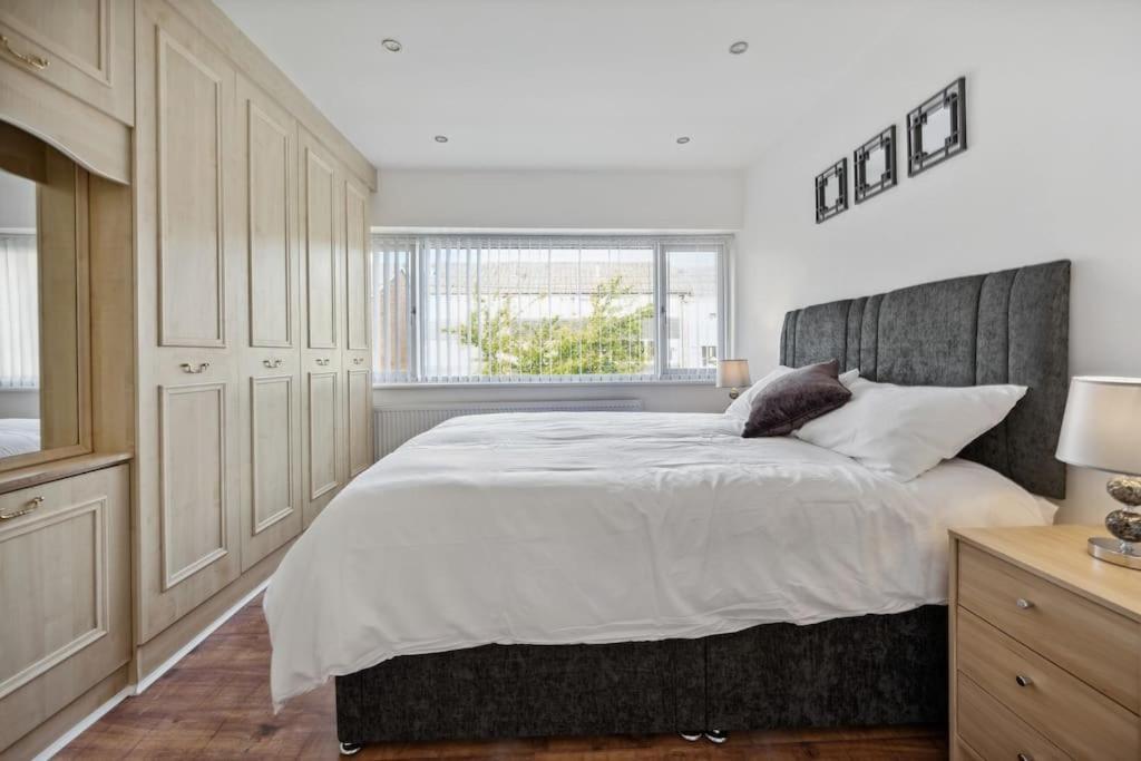 Vakantiehuis House In Heald Village Manchester