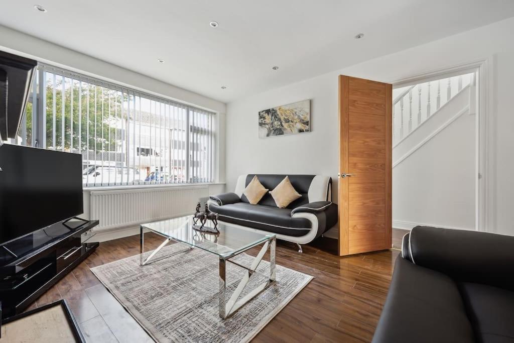 House In Heald Village Vakantiehuis Manchester