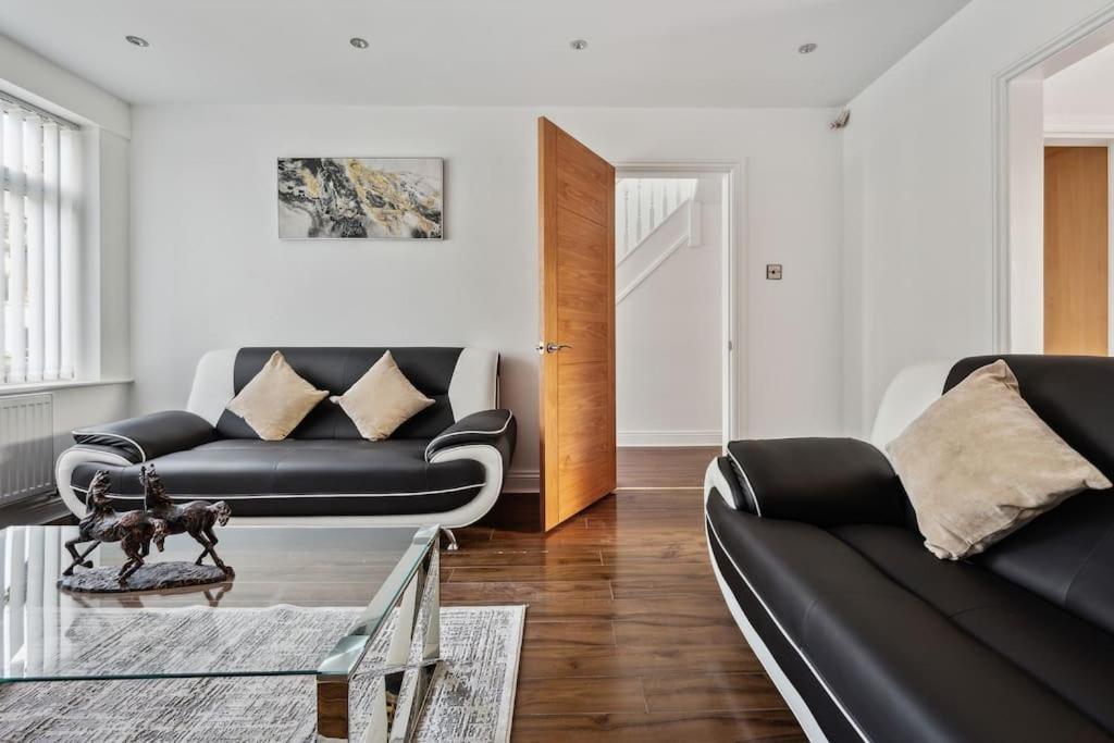 Vakantiehuis House In Heald Village Manchester