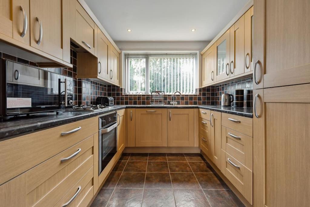 House In Heald Village Vakantiehuis Manchester