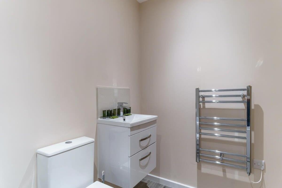 Fantastic 1 Bed Flat - Sleeps 3 * Manchester