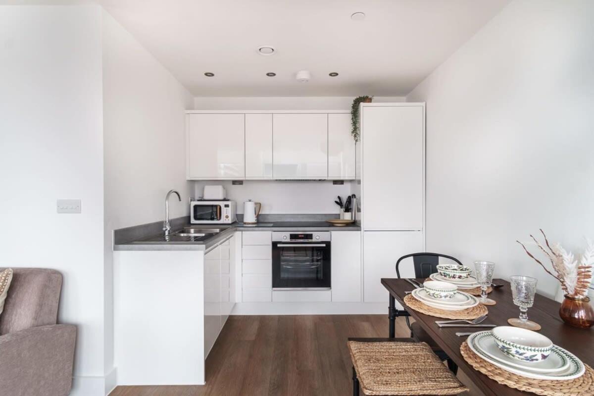 Zeni, Alexandra Rise Fab 1br Flat * Manchester