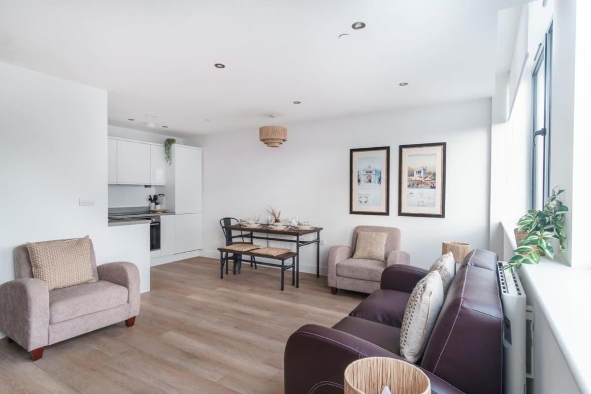 Zeni, Alexandra Rise Fab 1br Flat Manchester