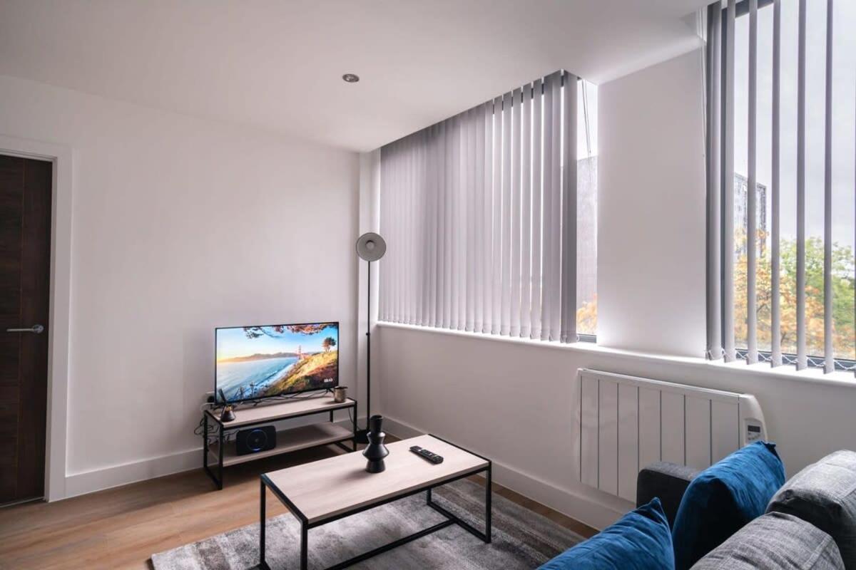Zeni, Alexandra Rise Chic 1br Flat *