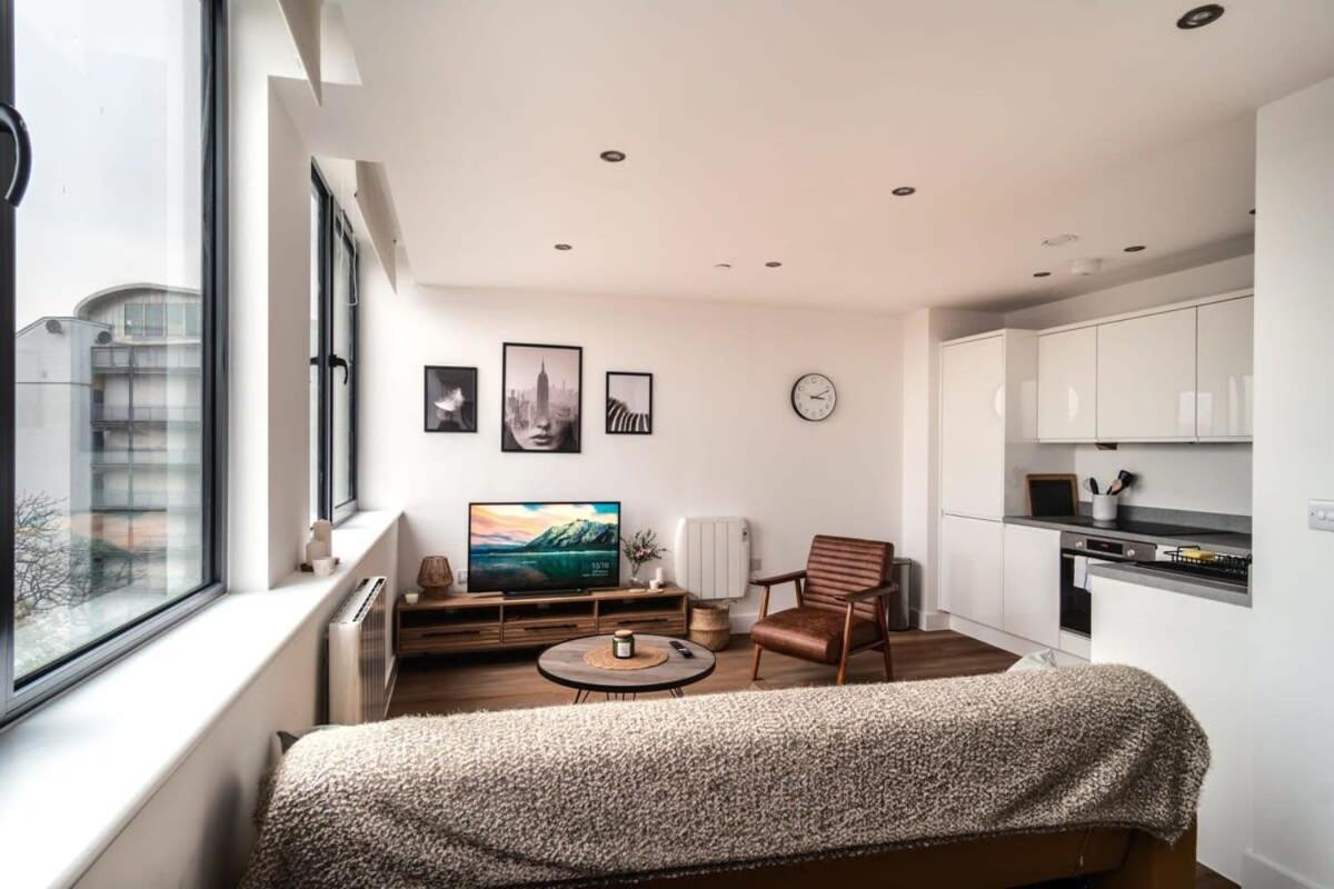 Stayzeni, Alexandra Rise Super 1 Bed Appartement