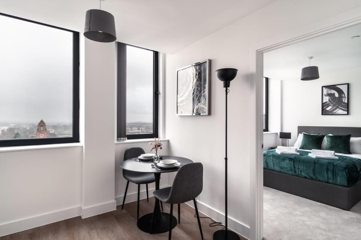 Stayzeni, Alexandra Rise 1 Bed Flat Manchester