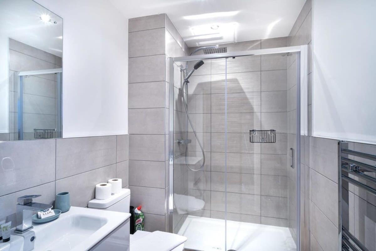 Stayzeni, Alexandra Rise Lovely 1 Bed Appartement