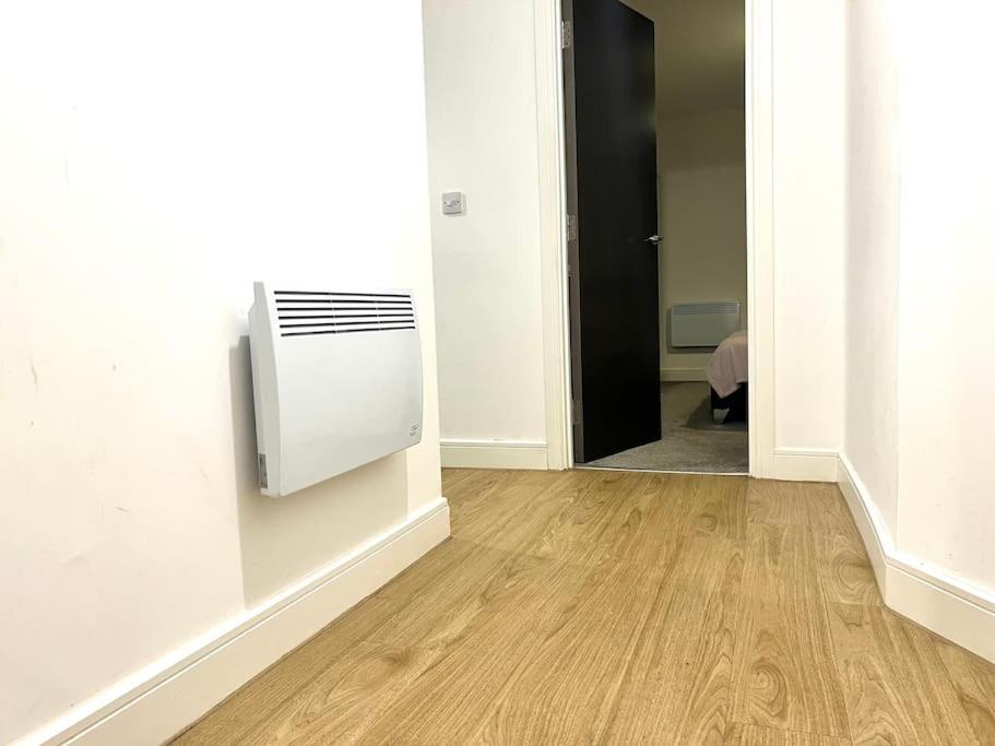 Lovely 2 Bedroom In *
