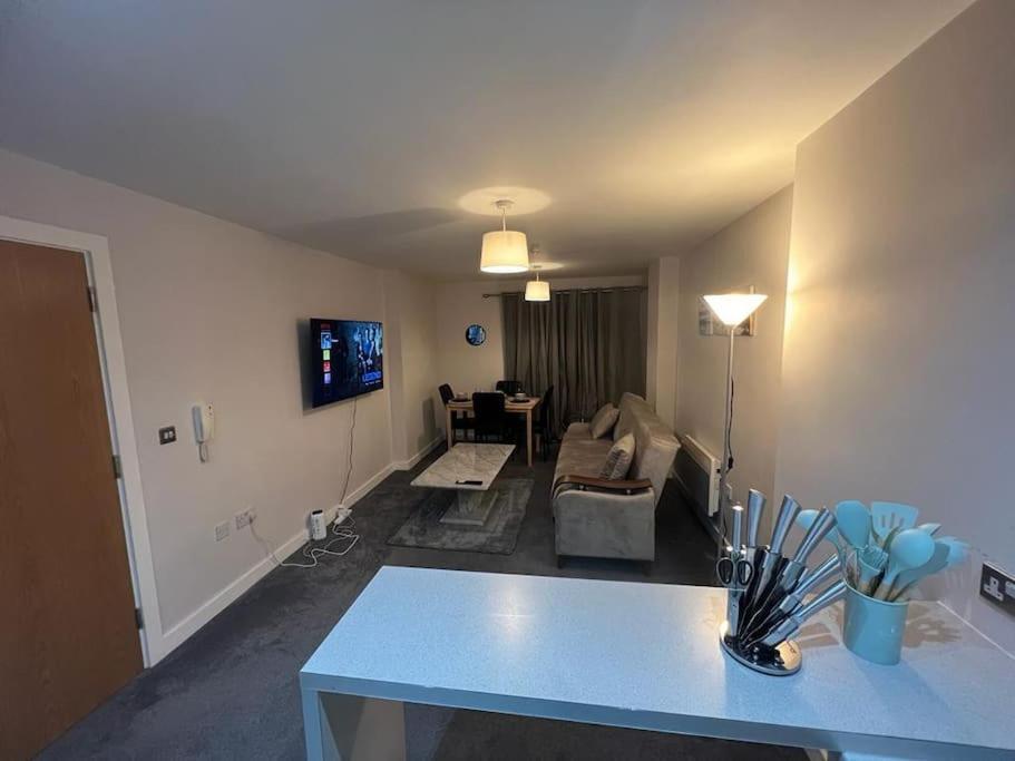 Ao Arena Flat Manchester, With Parking *