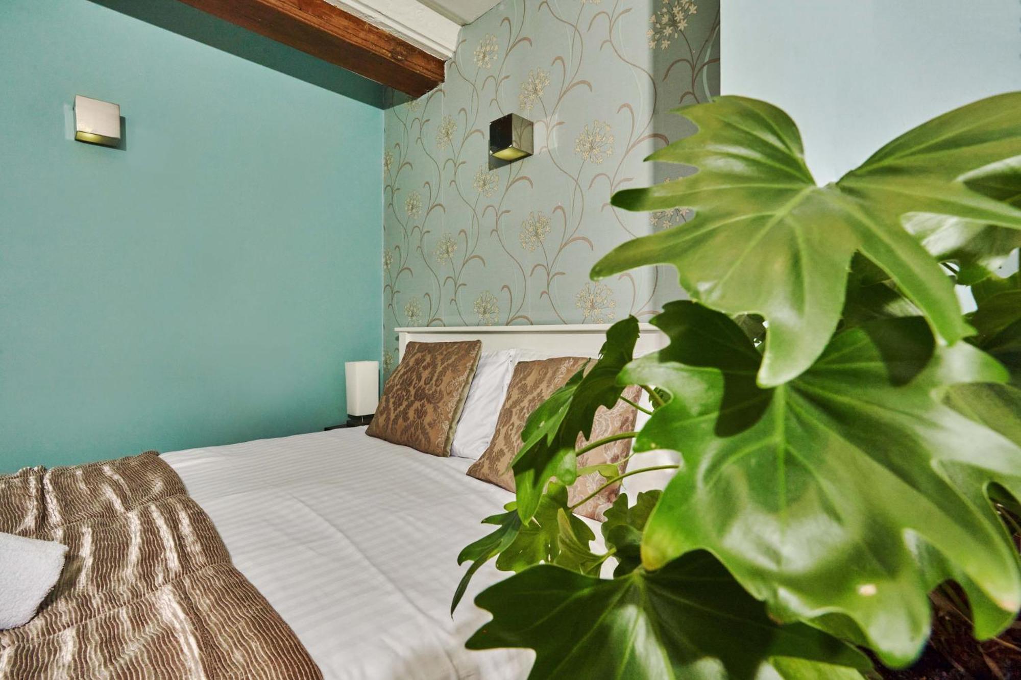 Lushpads 4* Manchester