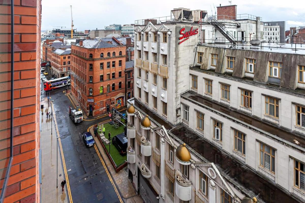Apartment Spacious 2 Bed In *