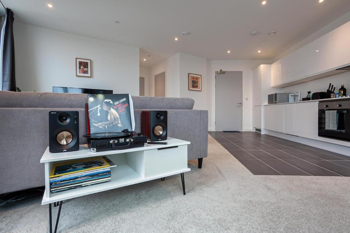 Spacious 2 Bed In