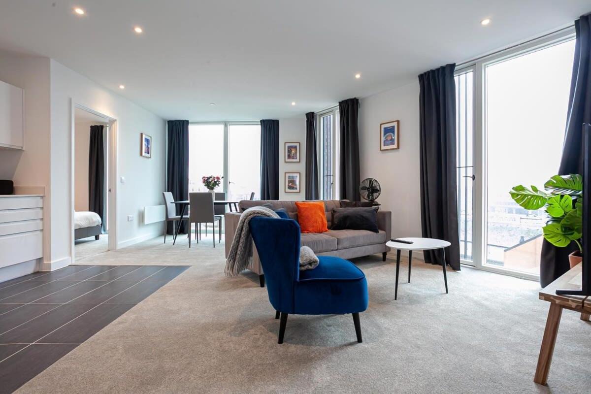 Spacious 2 Bed In