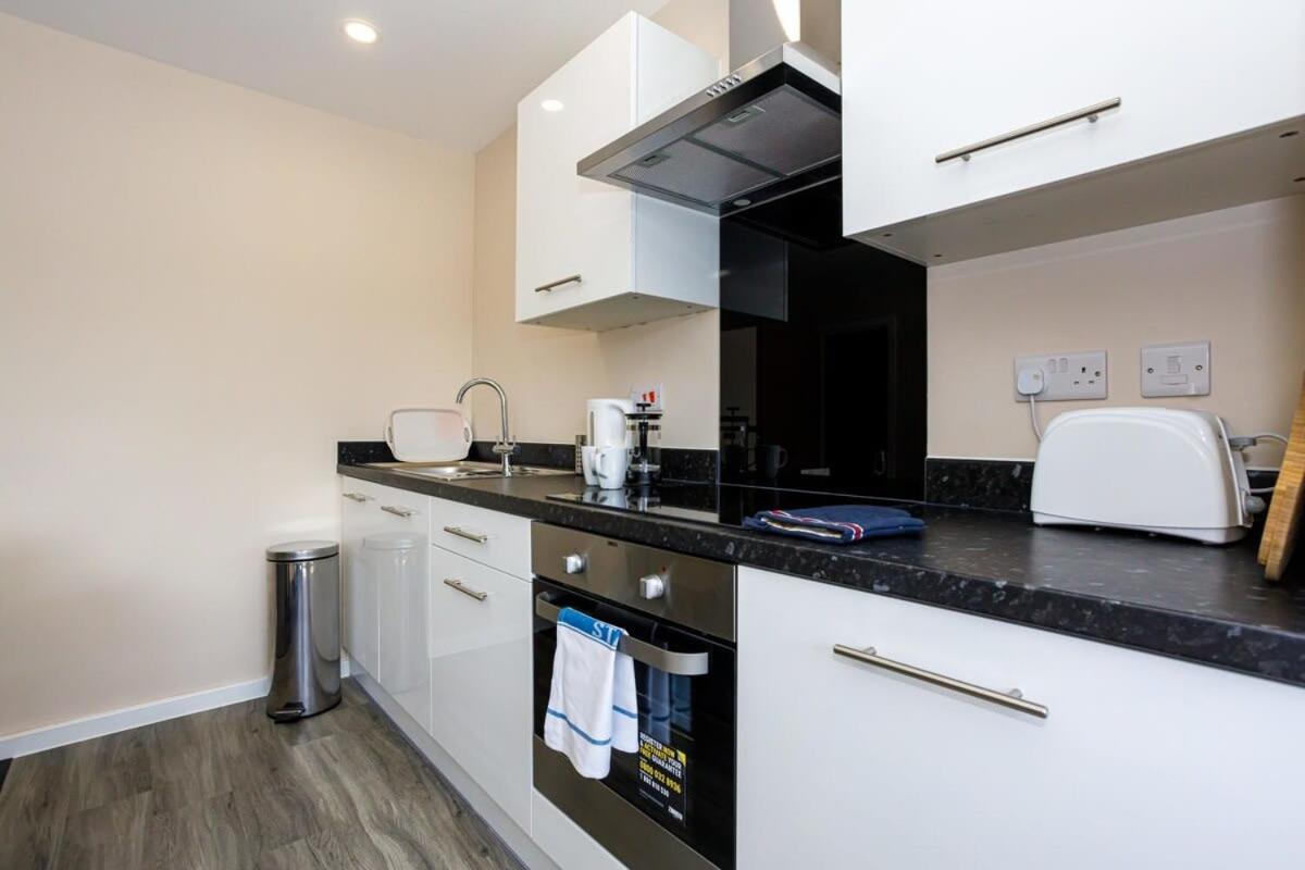 Bright & Spacious 1 Bedroom Manchester